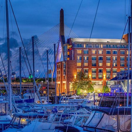 Residence Inn By Marriott Boston Harbor On Tudor Wharf Exterior photo